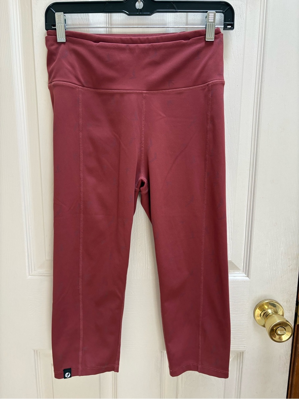 oiselle Burgundy Crop Active Capris